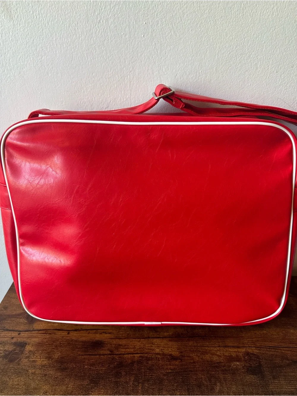 Adidas Retro Red Shoulder Messenger Bag w/ White Stripe Trefoil Airliner OG NWT